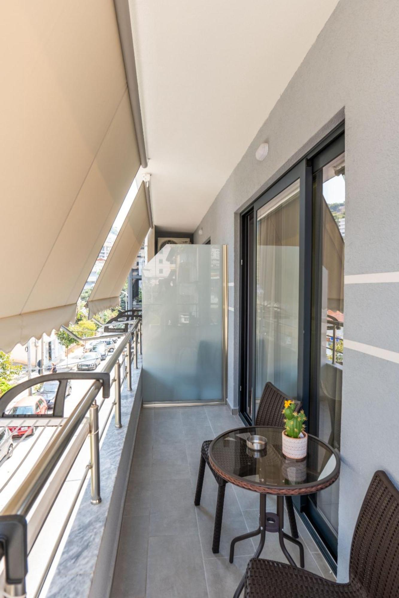 Aleksandra Apartments ซารานเดอ ภายนอก รูปภาพ
