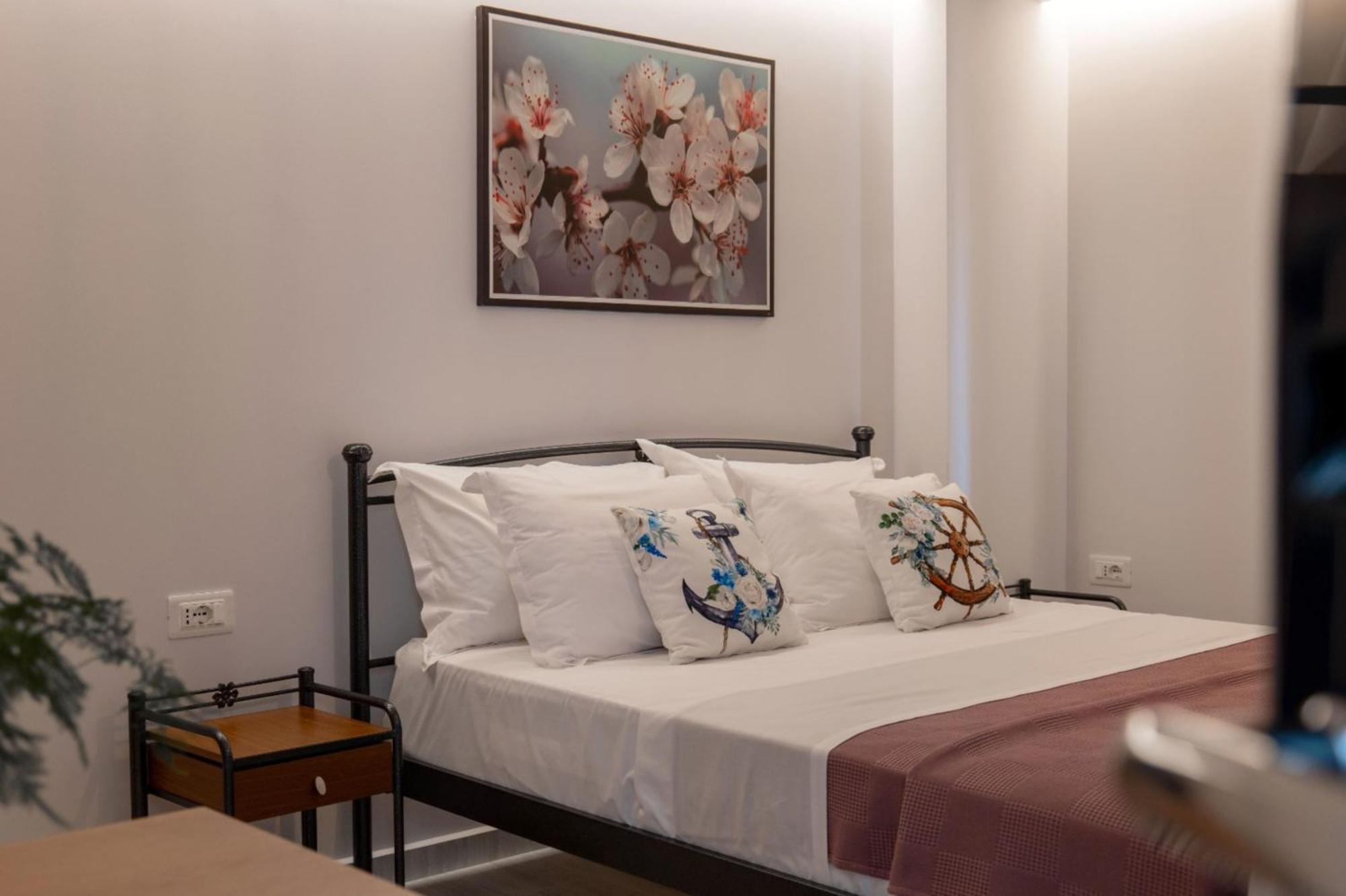 Aleksandra Apartments ซารานเดอ ภายนอก รูปภาพ