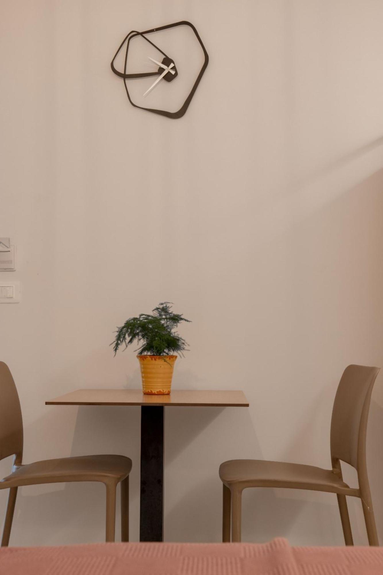 Aleksandra Apartments ซารานเดอ ภายนอก รูปภาพ