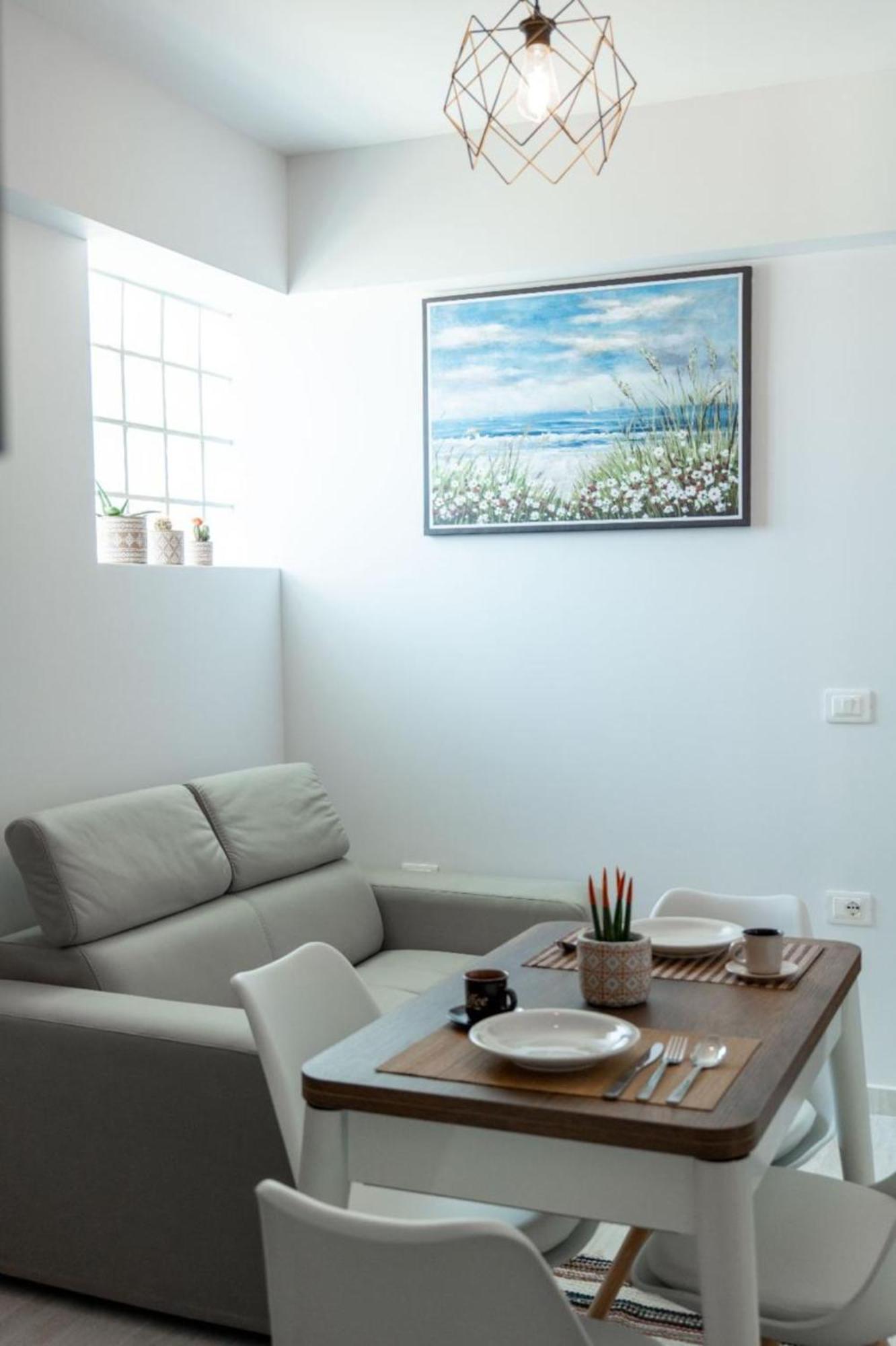 Aleksandra Apartments ซารานเดอ ภายนอก รูปภาพ